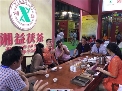 陸上絲路主角湘益茯茶驚艷亮相2015 廣東 21世紀海上絲綢之路國際博覽會(huì )